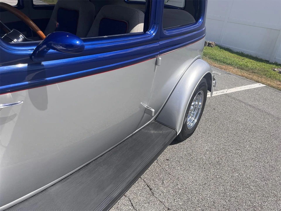 1934 Ford Standard & Deluxe & Super Deluxe - Image 28 of 31