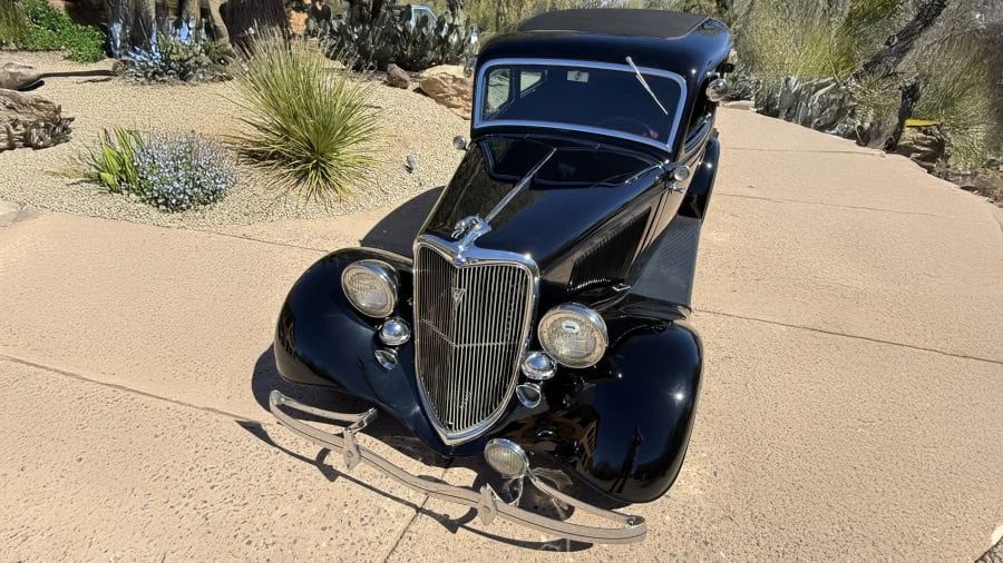 1934 Ford Model 18 & 40 - Image 6 of 11