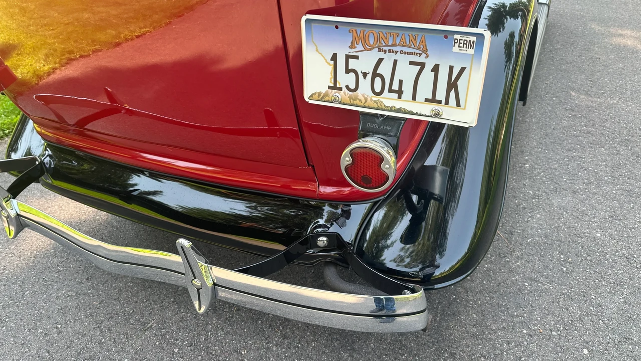 1934 Ford Standard & Deluxe & Super Deluxe - Image 24 of 31