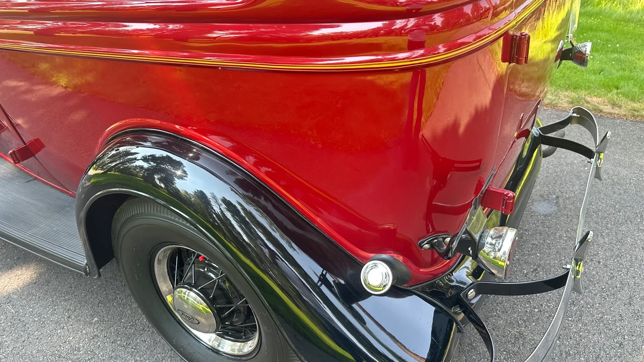 1934 Ford Standard & Deluxe & Super Deluxe - Image 28 of 31