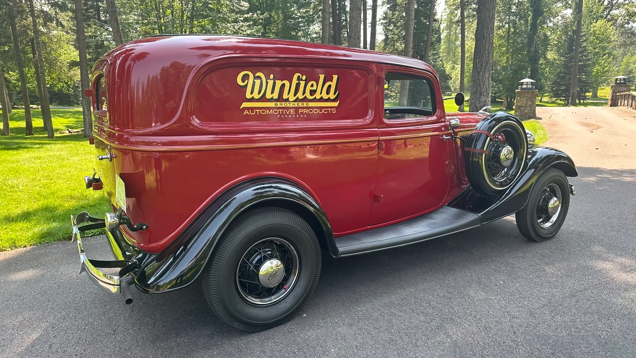 1934 Ford Standard & Deluxe & Super Deluxe - Image 5 of 31