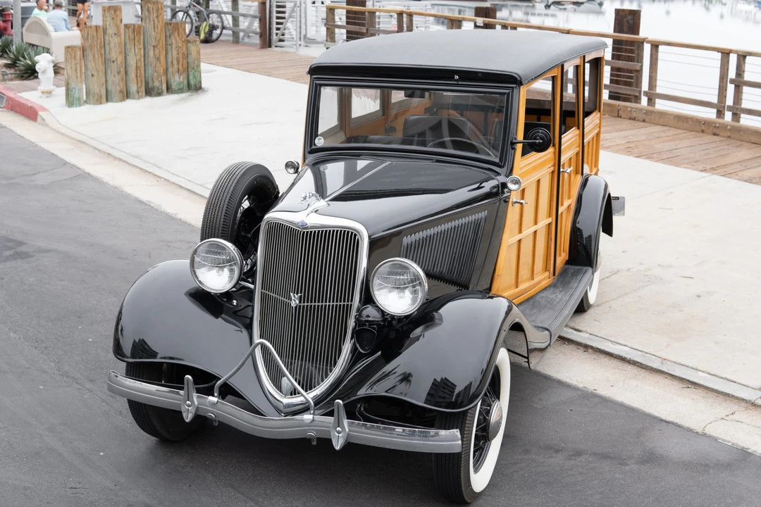 1934 Ford Model 18 & 40 - Image 2 of 31