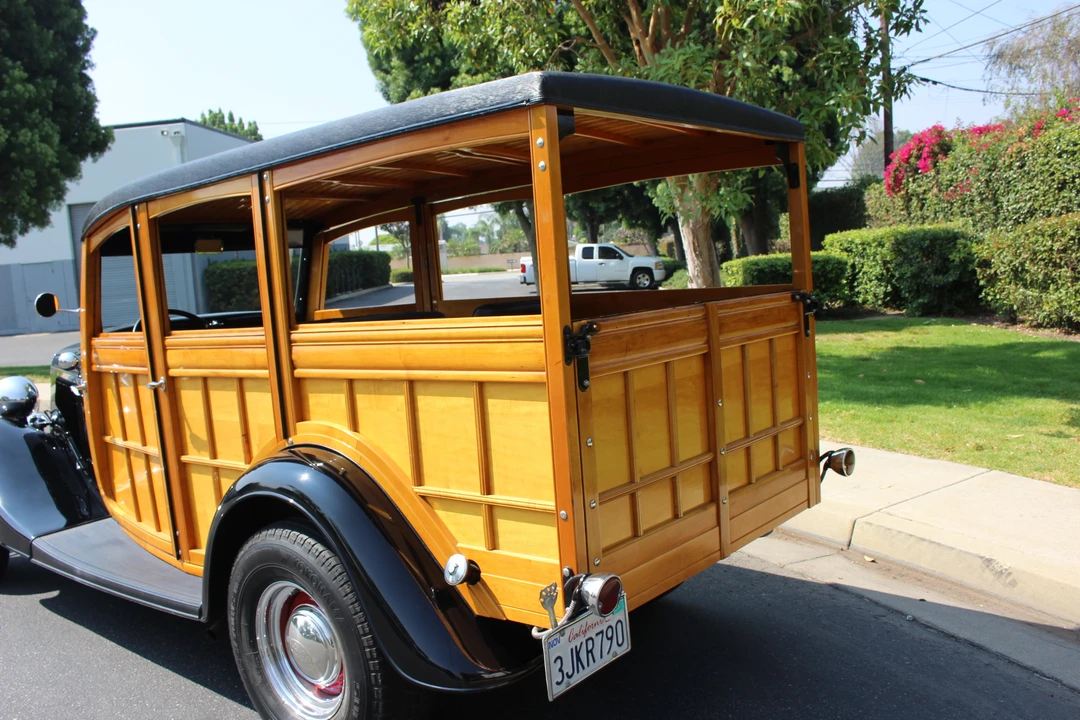 1934 Ford Model 18 & 40 - Image 12 of 31
