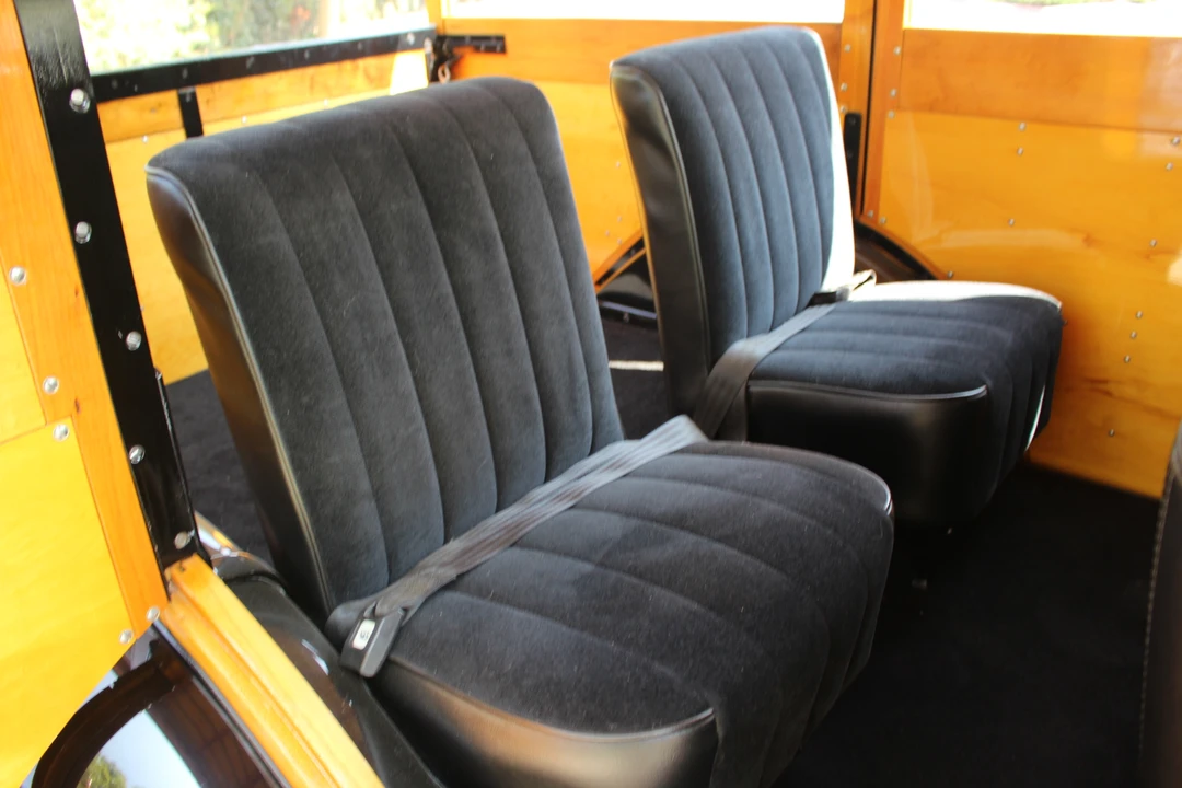 1934 Ford Model 18 & 40 - Image 26 of 31