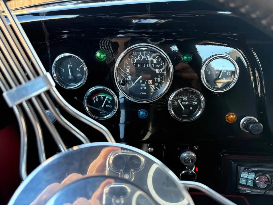 Ford Model 18 & 40 - Image 3 of 17