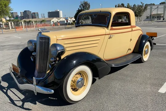 1934 Hupmobile Series 417-W Coupe