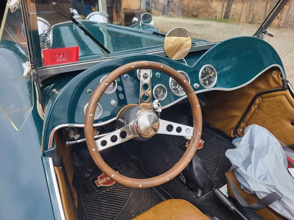Jaguar - Image 6 of 8