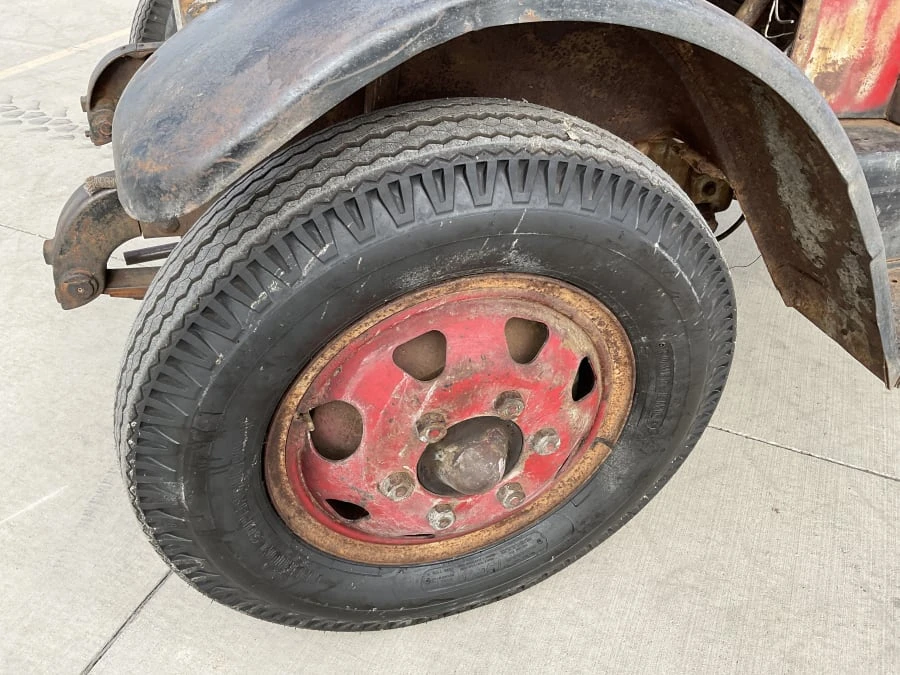 1934 Kenworth - Image 2 of 15