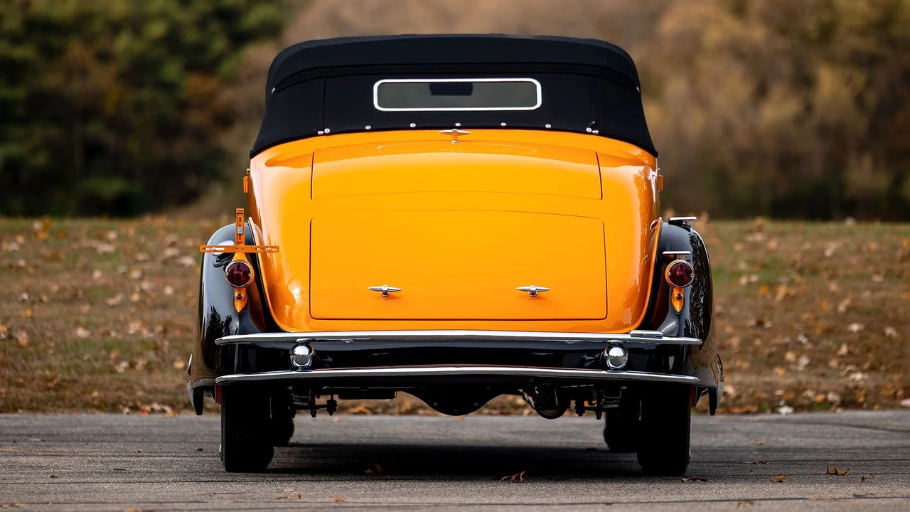 1934 LaSalle Series 50 - Image 2 of 31