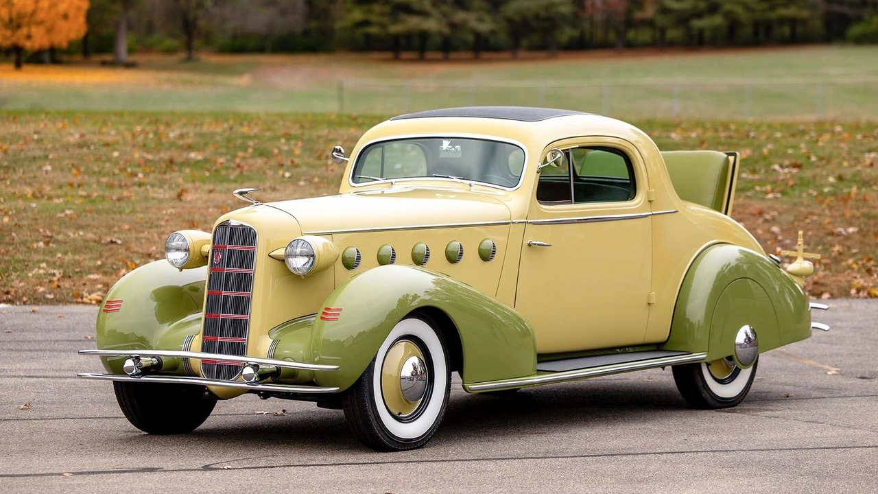 1934 LaSalle Series 50 - Image 16 of 31