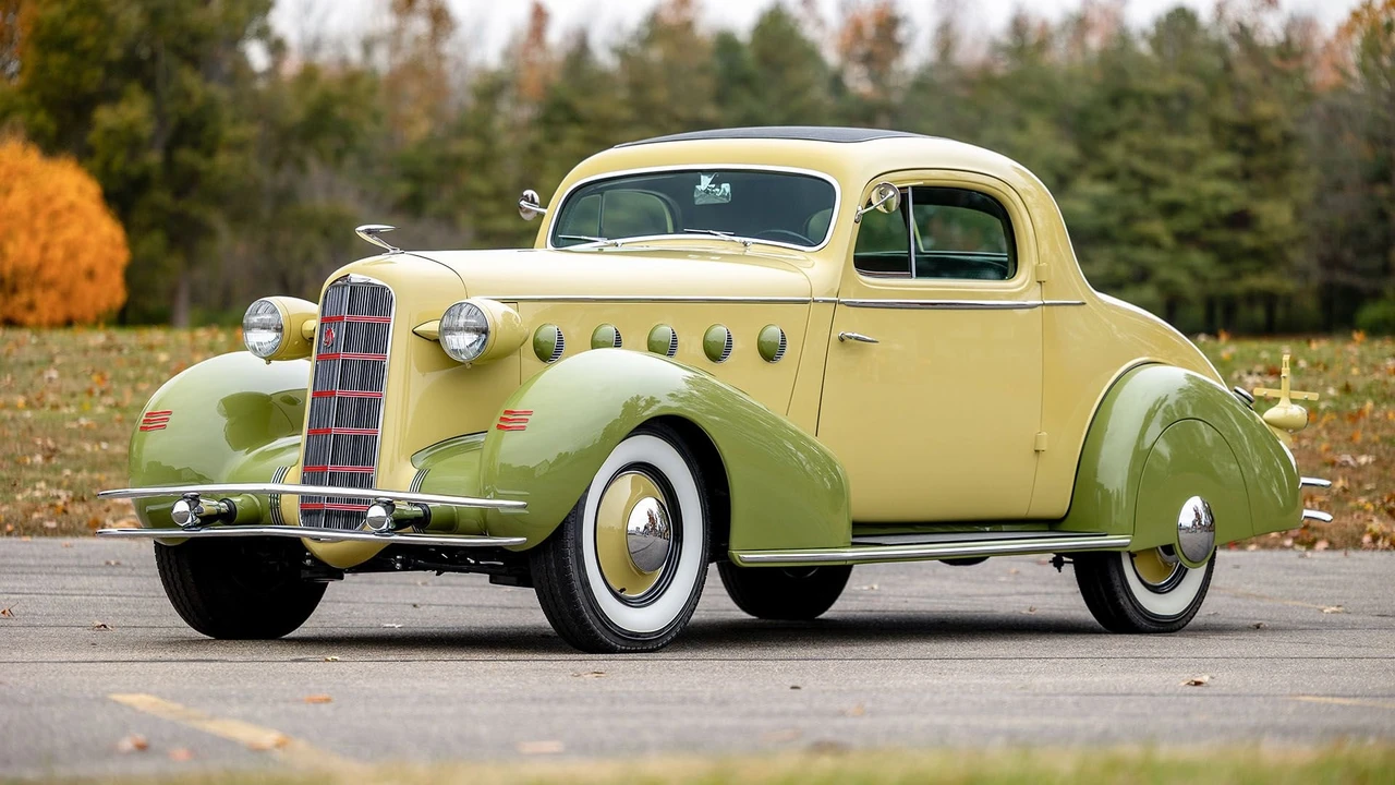 1934 LaSalle Series 50 - Image 11 of 31