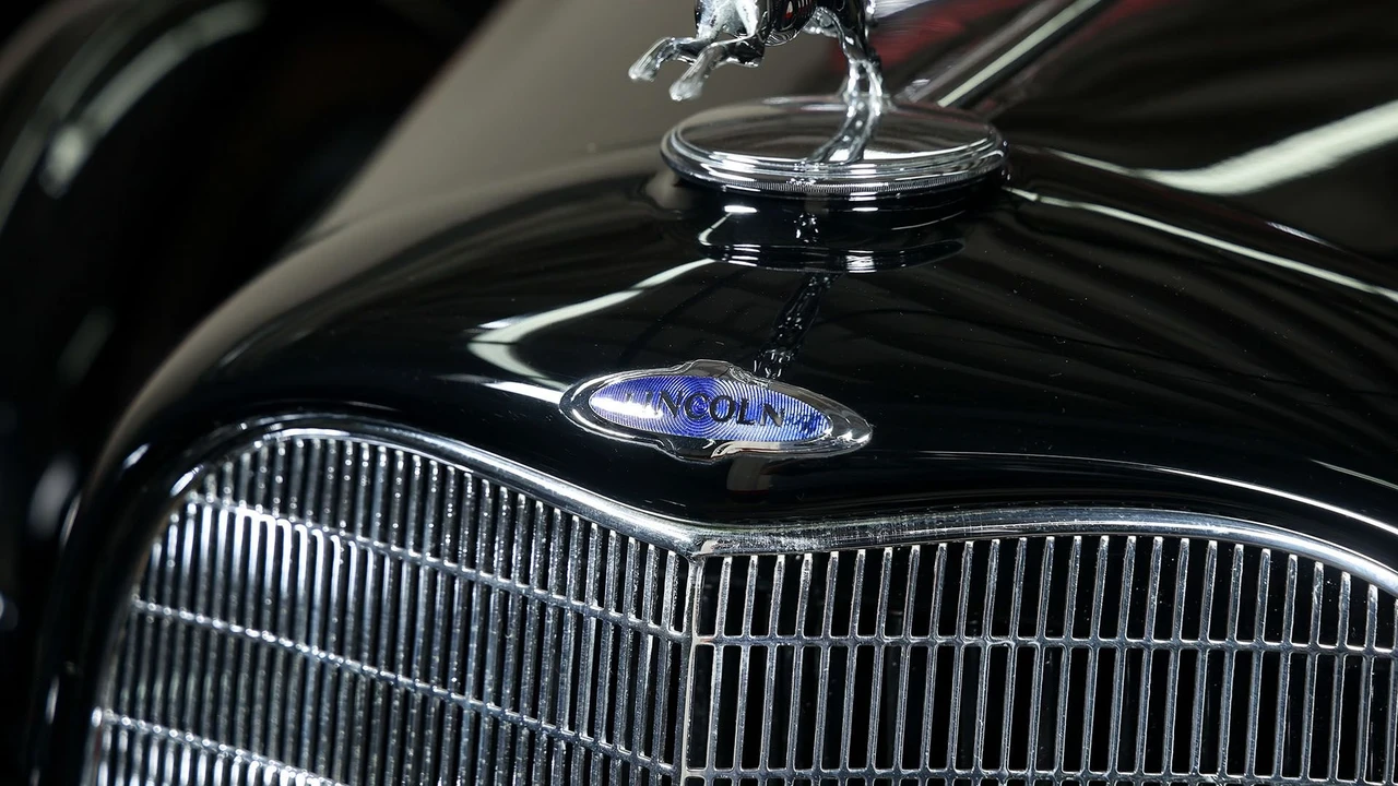 1934 Lincoln Zephyr - Image 14 of 31