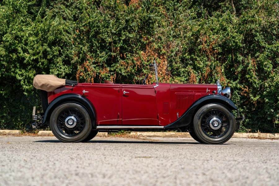 1934 Morris - Image 2 of 17