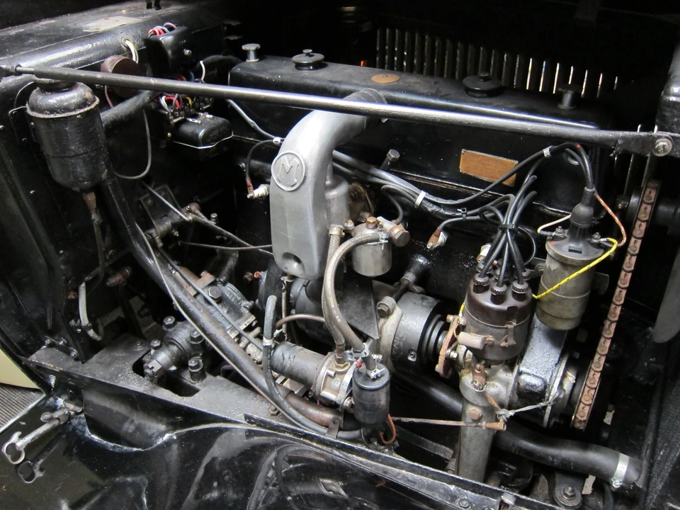 1934 Morris - Image 2 of 14