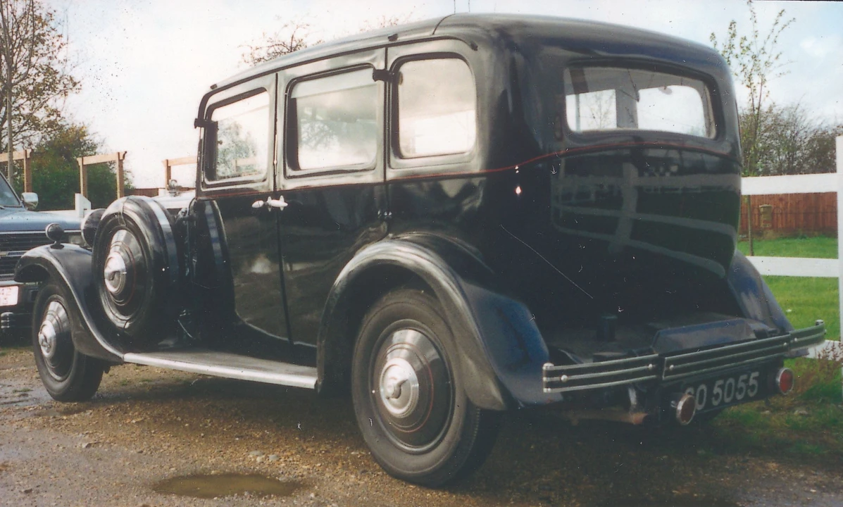 1934 Morris - Image 2 of 2