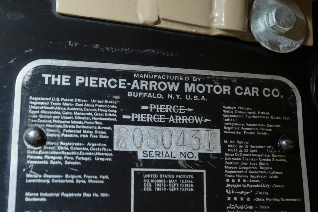 1934 Pierce-Arrow - Image 10 of 31