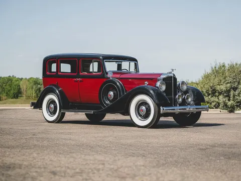1934 Packard 1100 Eight Five-Passenger Sedan