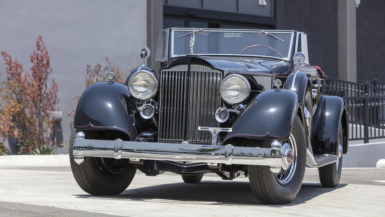1934 Packard Twelve - Image 4 of 31