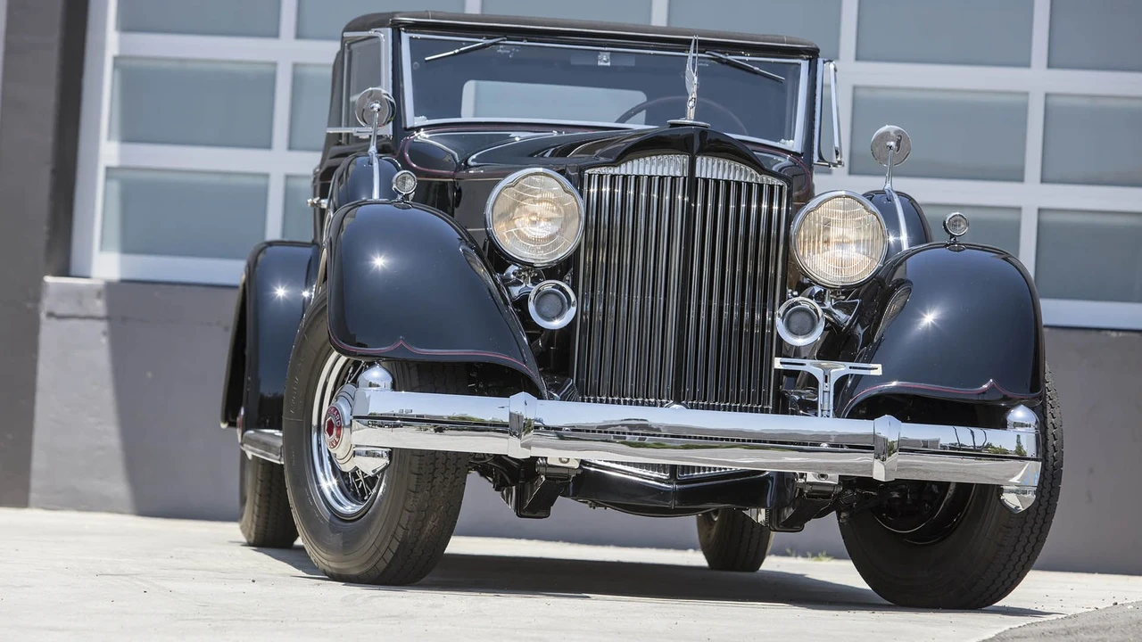 1934 Packard Twelve - Image 8 of 31