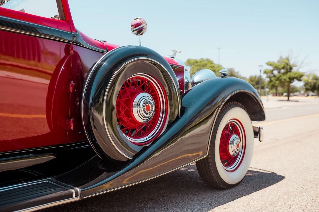 1934 Packard Eight - Image 16 of 31