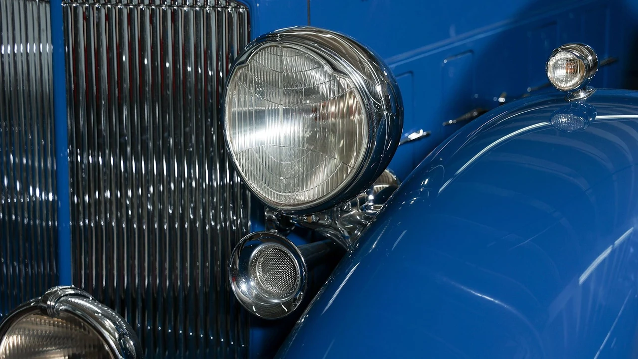 1934 Packard Eight - Image 10 of 31