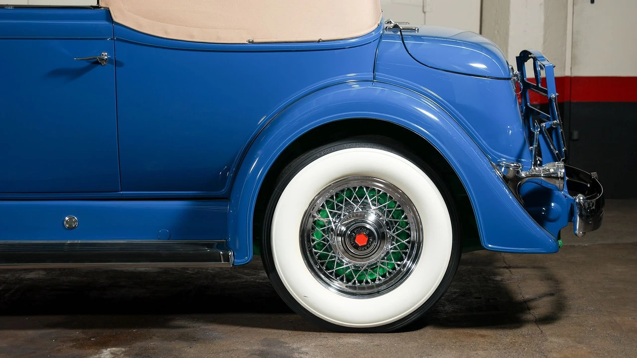 1934 Packard Eight - Image 29 of 31