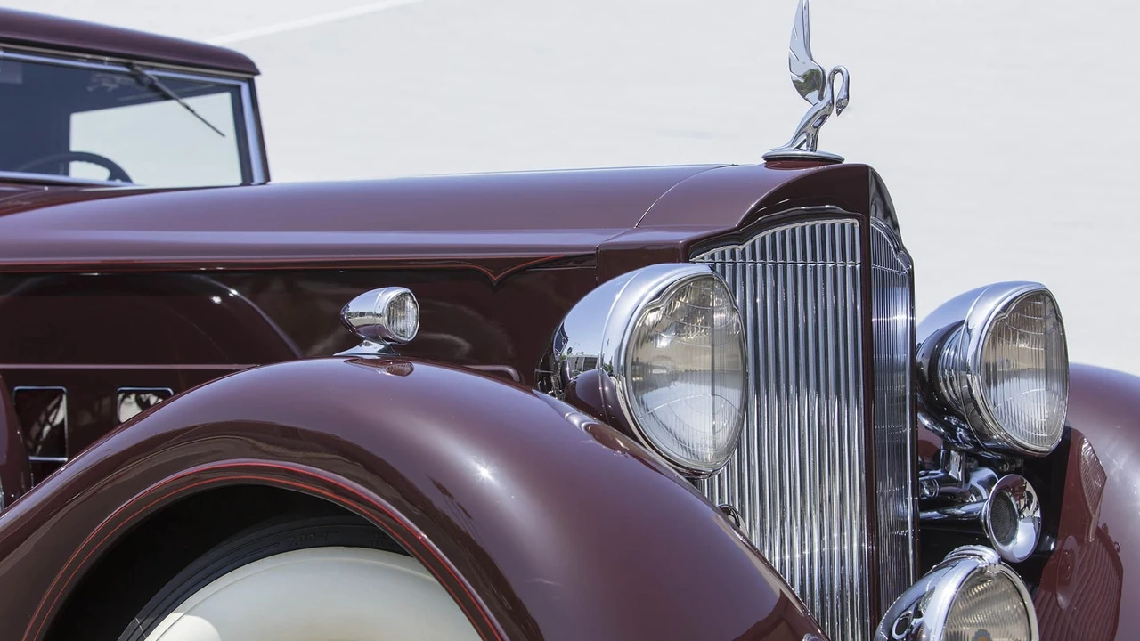 1934 Packard Eight - Image 13 of 31