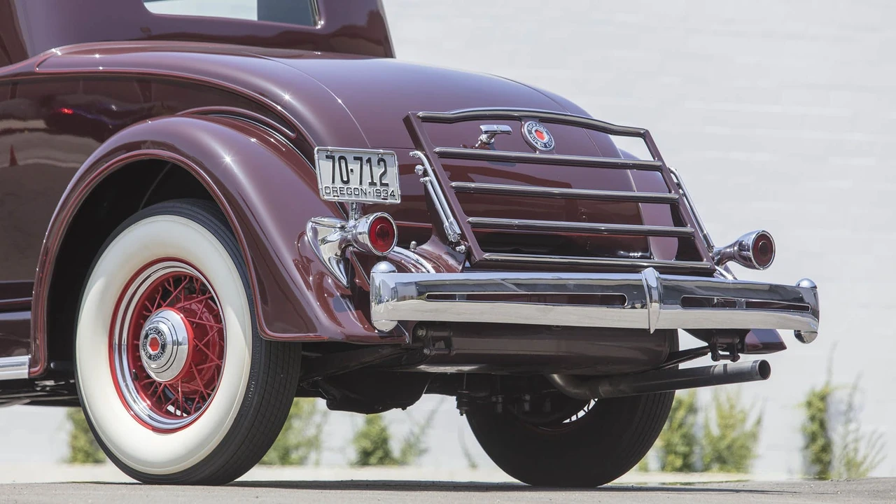 1934 Packard Eight - Image 25 of 31