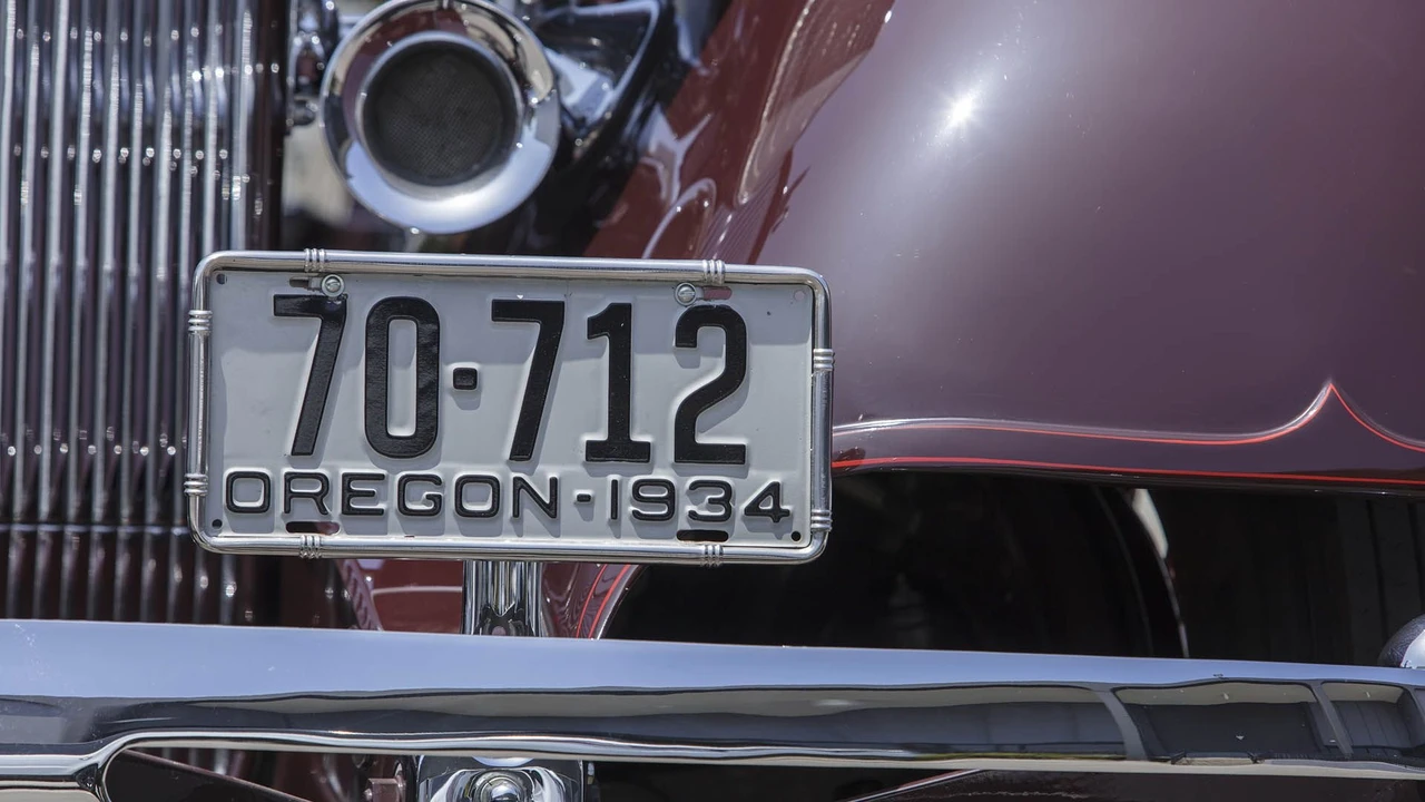 1934 Packard Eight - Image 16 of 31