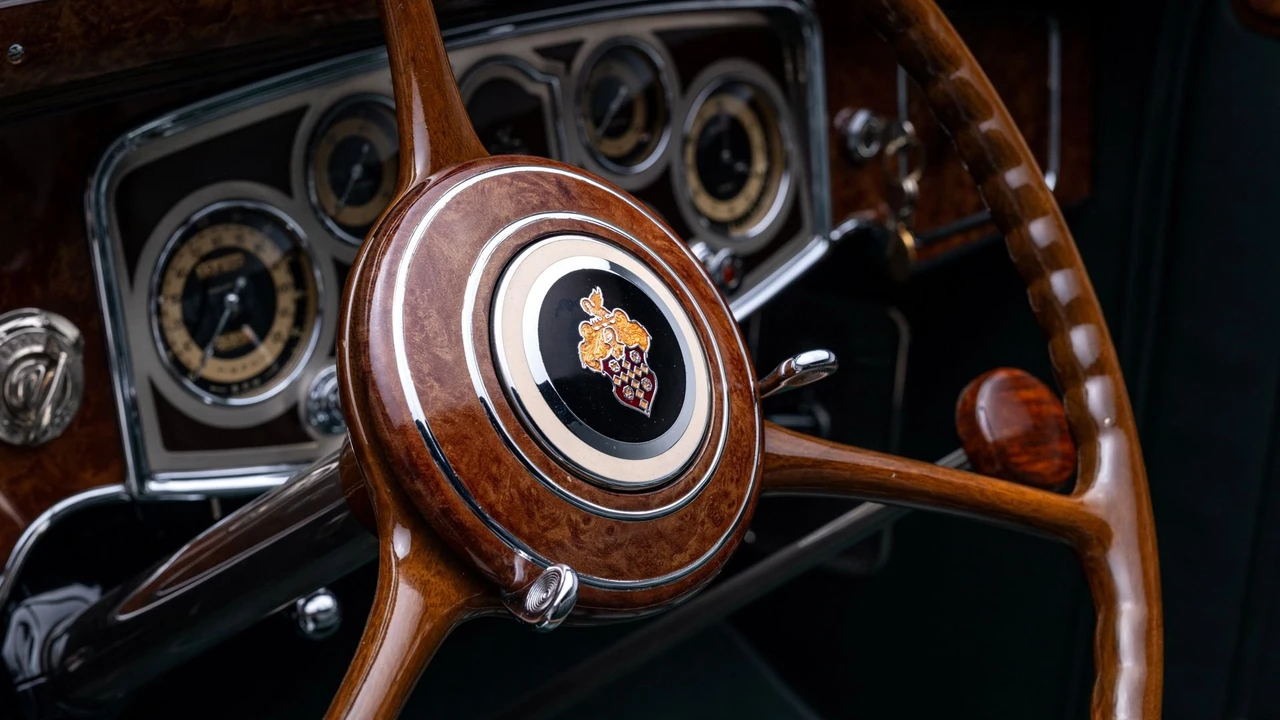 1934 Packard Twelve - Image 8 of 31