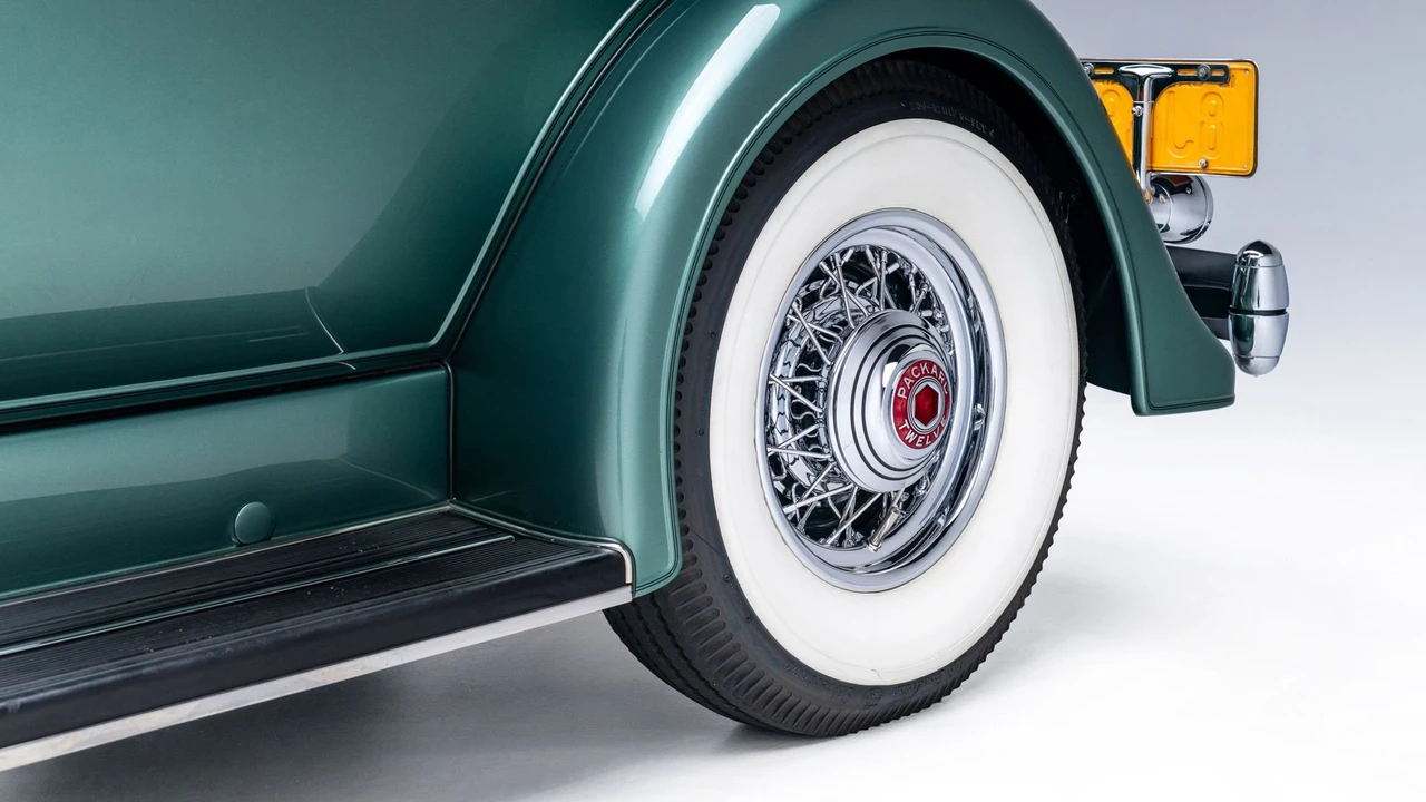 1934 Packard Twelve - Image 12 of 31
