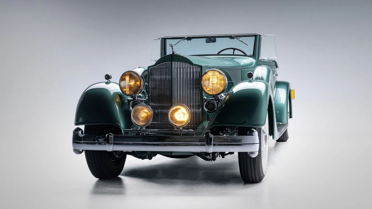 1934 Packard Twelve - Image 15 of 31