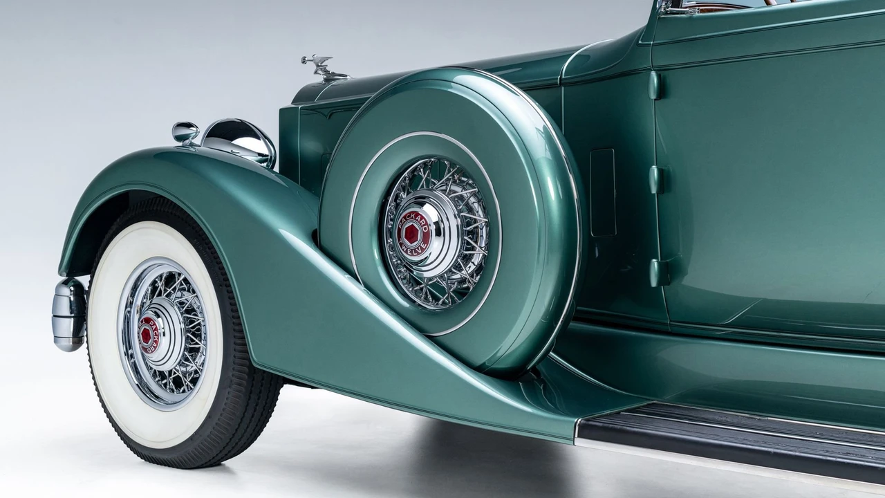 1934 Packard Twelve - Image 3 of 31