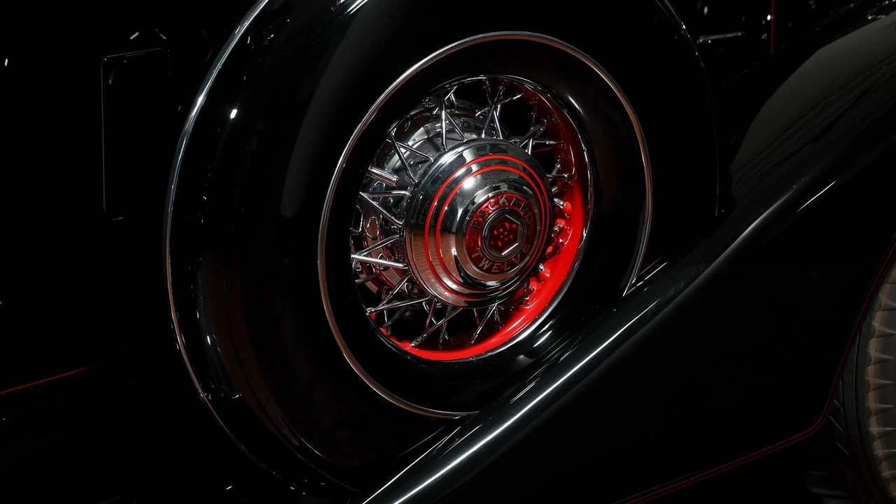 1934 Packard Twelve - Image 16 of 31