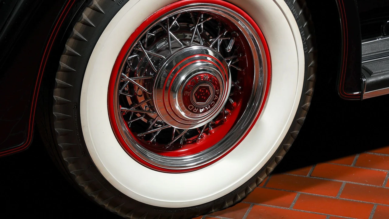 1934 Packard Twelve - Image 28 of 31