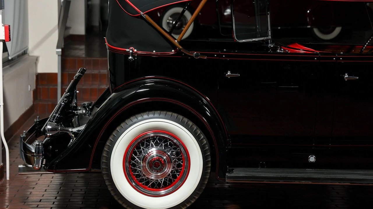 1934 Packard Twelve - Image 26 of 31