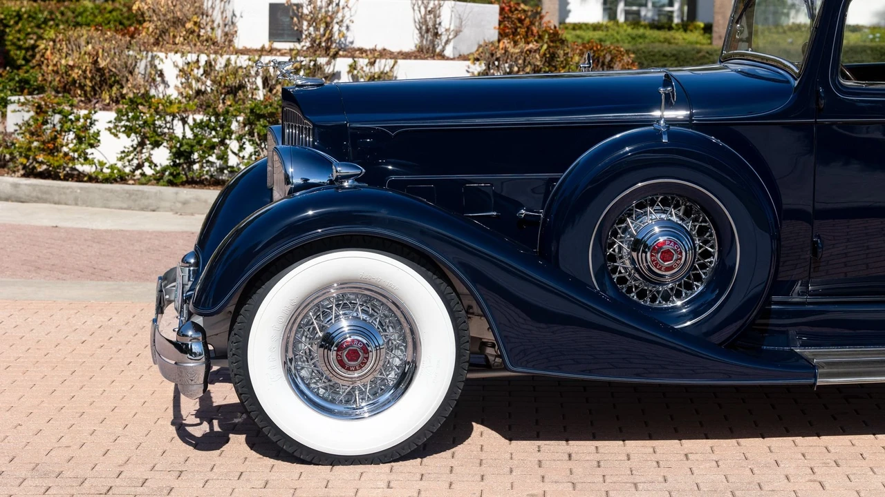 1934 Packard Twelve - Image 14 of 31