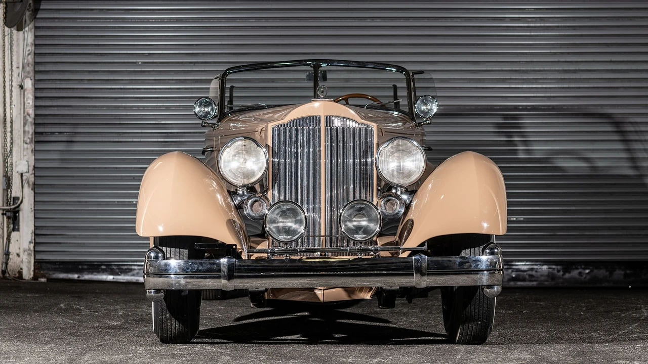 1934 Packard Twelve - Image 3 of 31