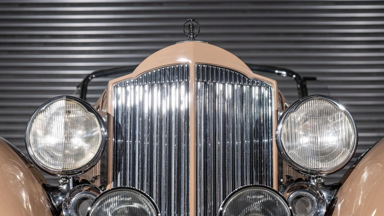 1934 Packard Twelve - Image 11 of 31