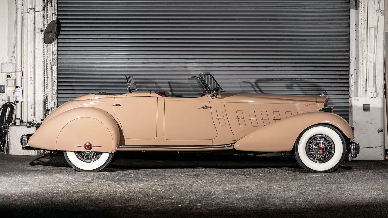 1934 Packard Twelve - Image 5 of 31