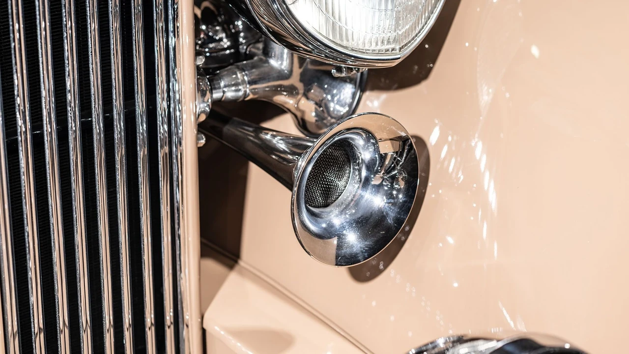 1934 Packard Twelve - Image 16 of 31