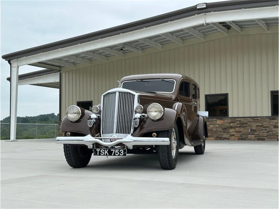 1934 Pierce-Arrow - Image 17 of 31