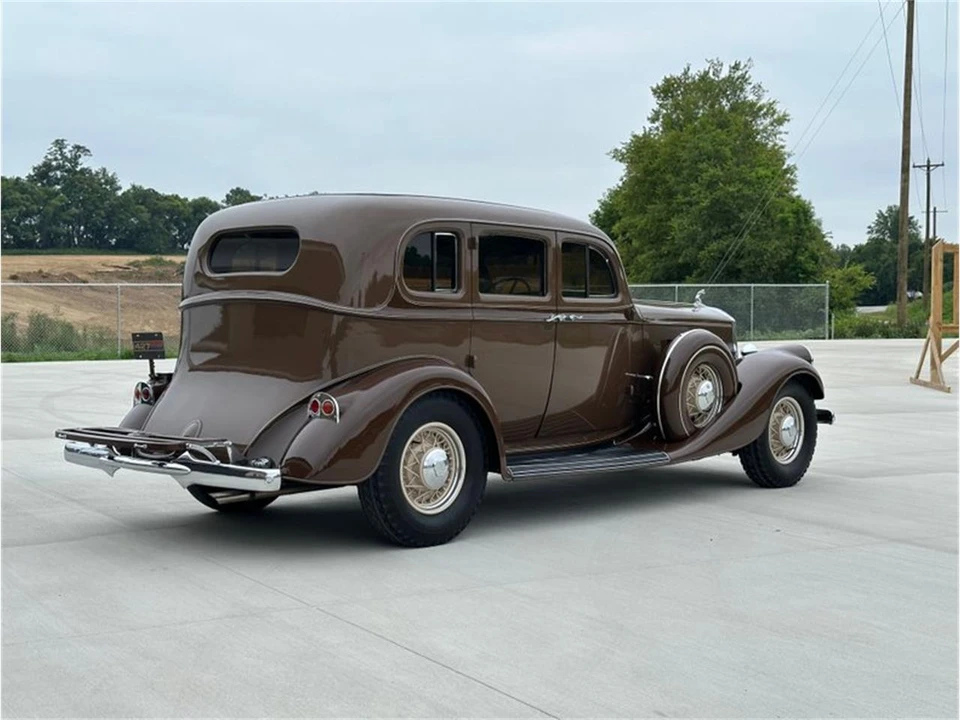 1934 Pierce-Arrow - Image 9 of 31