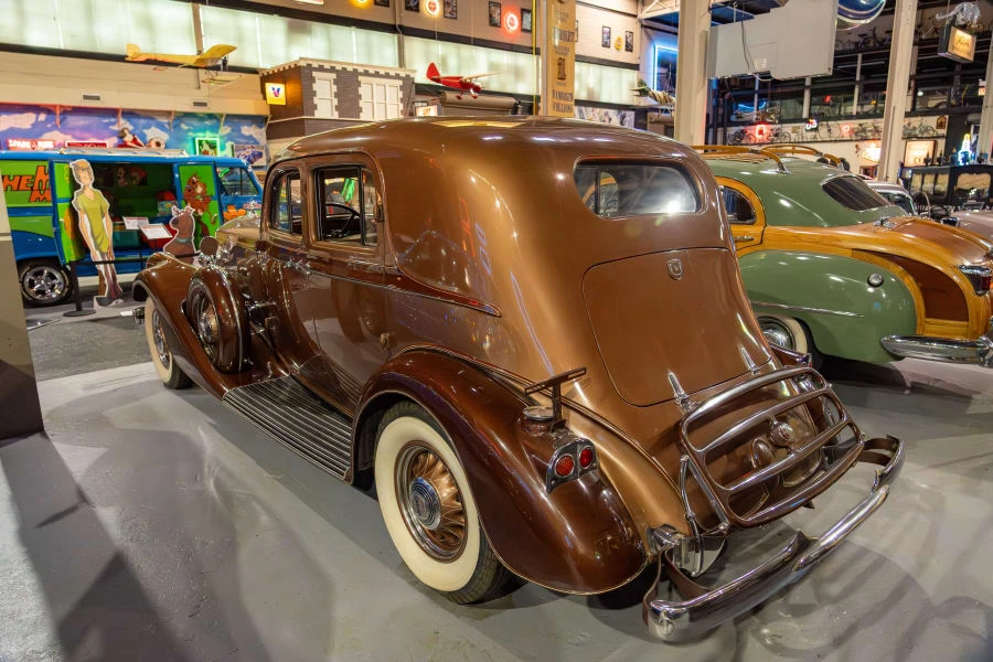 1934 Pierce-Arrow - Image 2 of 21