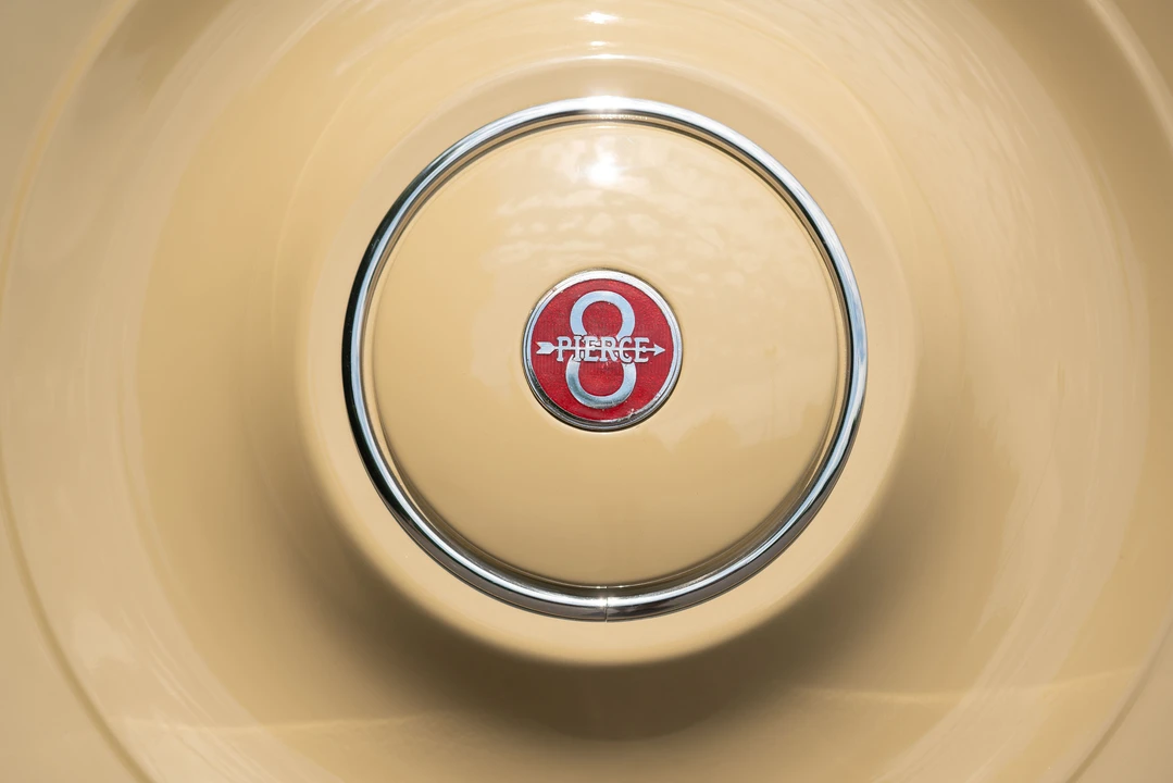 1934 Pierce-Arrow - Image 2 of 31