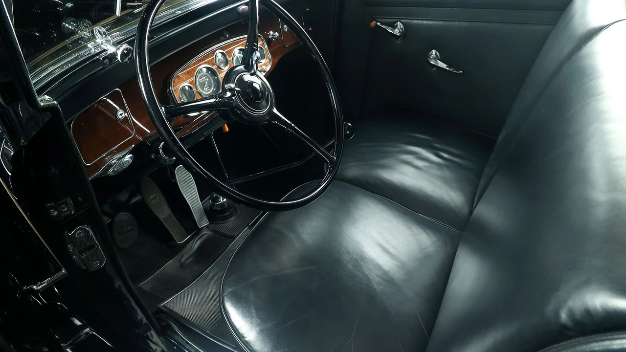 1934 Pierce-Arrow - Image 3 of 31