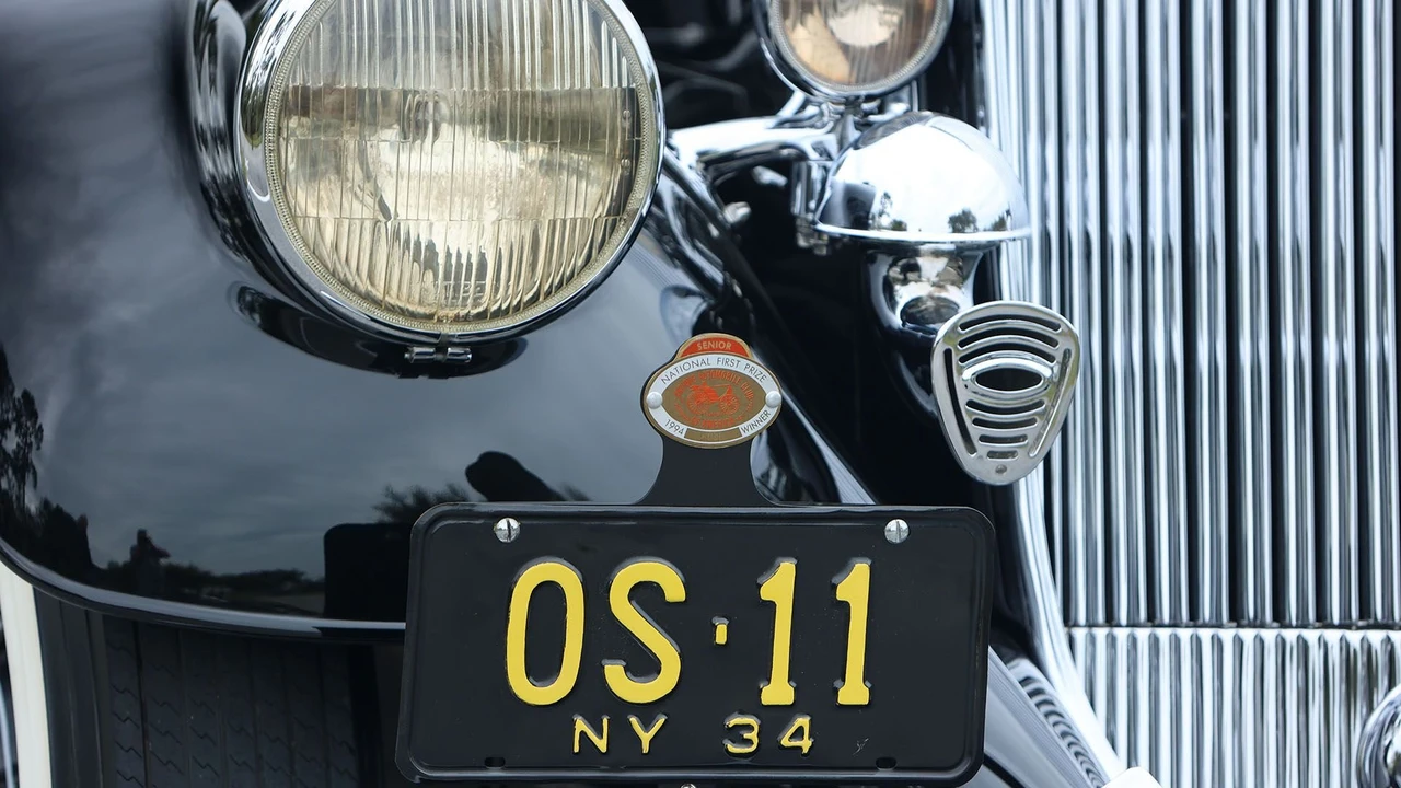 1934 Pierce-Arrow - Image 26 of 31