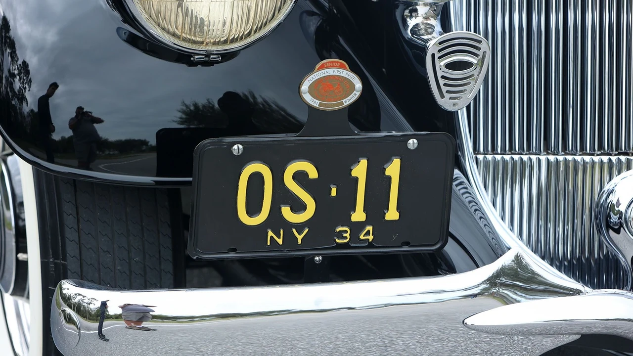 1934 Pierce-Arrow - Image 19 of 31