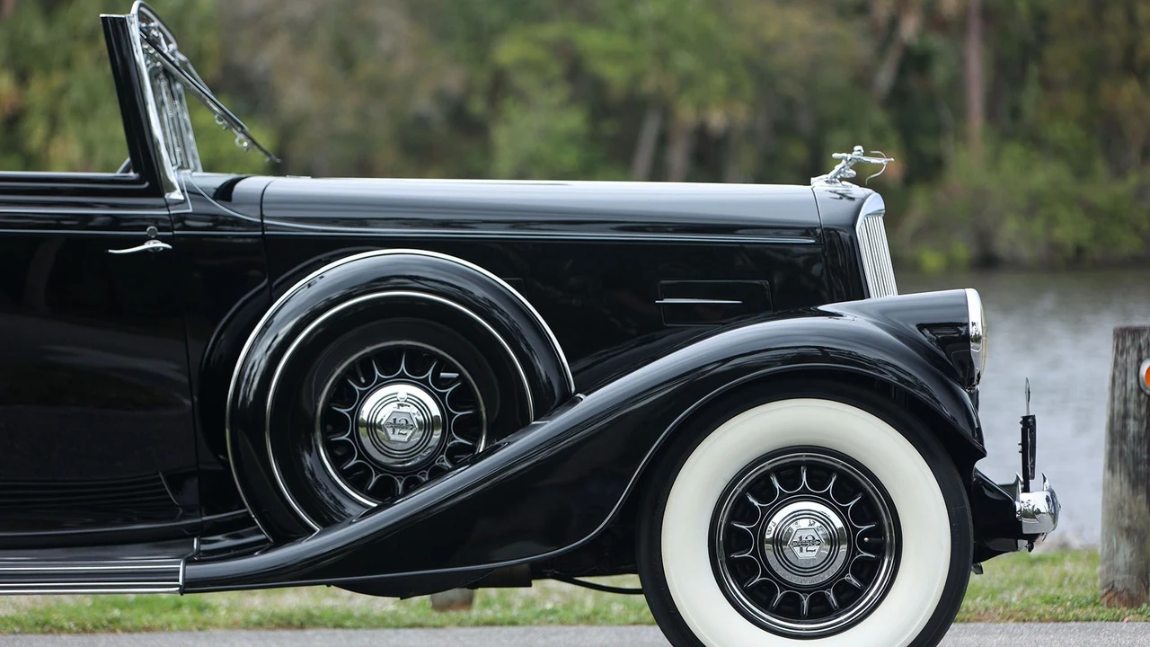 1934 Pierce-Arrow - Image 30 of 31