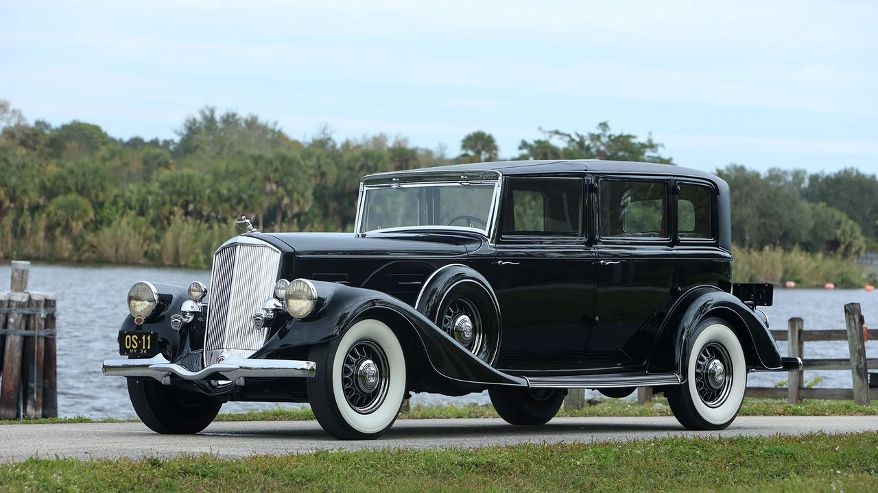 1934 Pierce-Arrow - Image 11 of 31